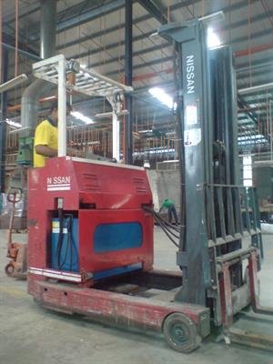 Repairing Nissan Battery Reach Truck