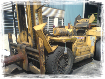 Trade - in Old Forklift